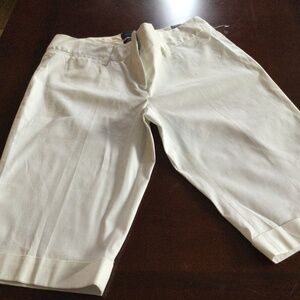 The Limited Drew Fit.. NWT Women’s White Shorts Cruisewear